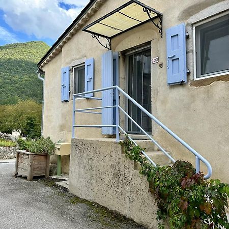 Maison De Village Aux Portes Du Vercors Chamaloc Exterior photo